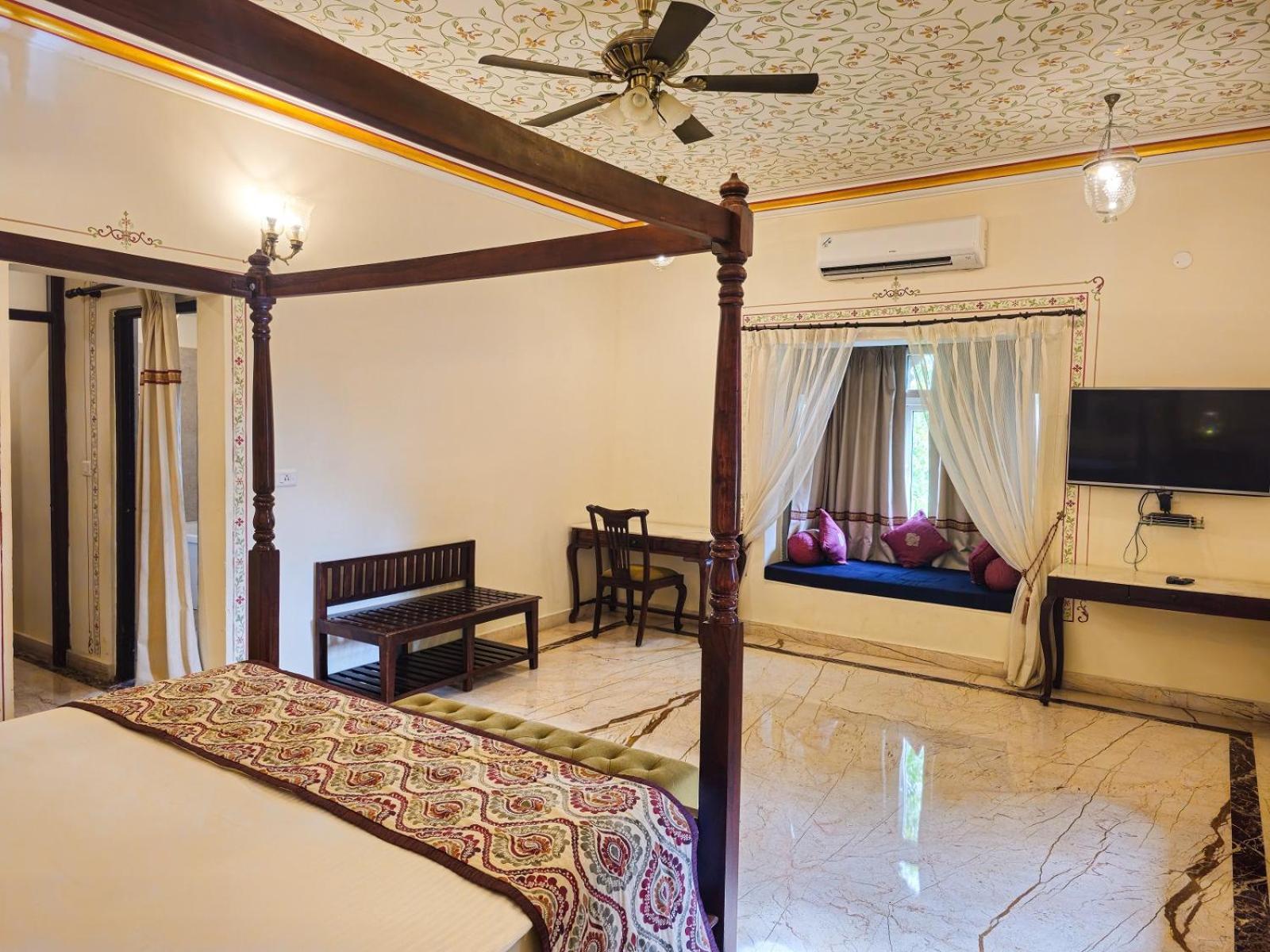 Hotel The Amargarh Udaipur Exterior foto